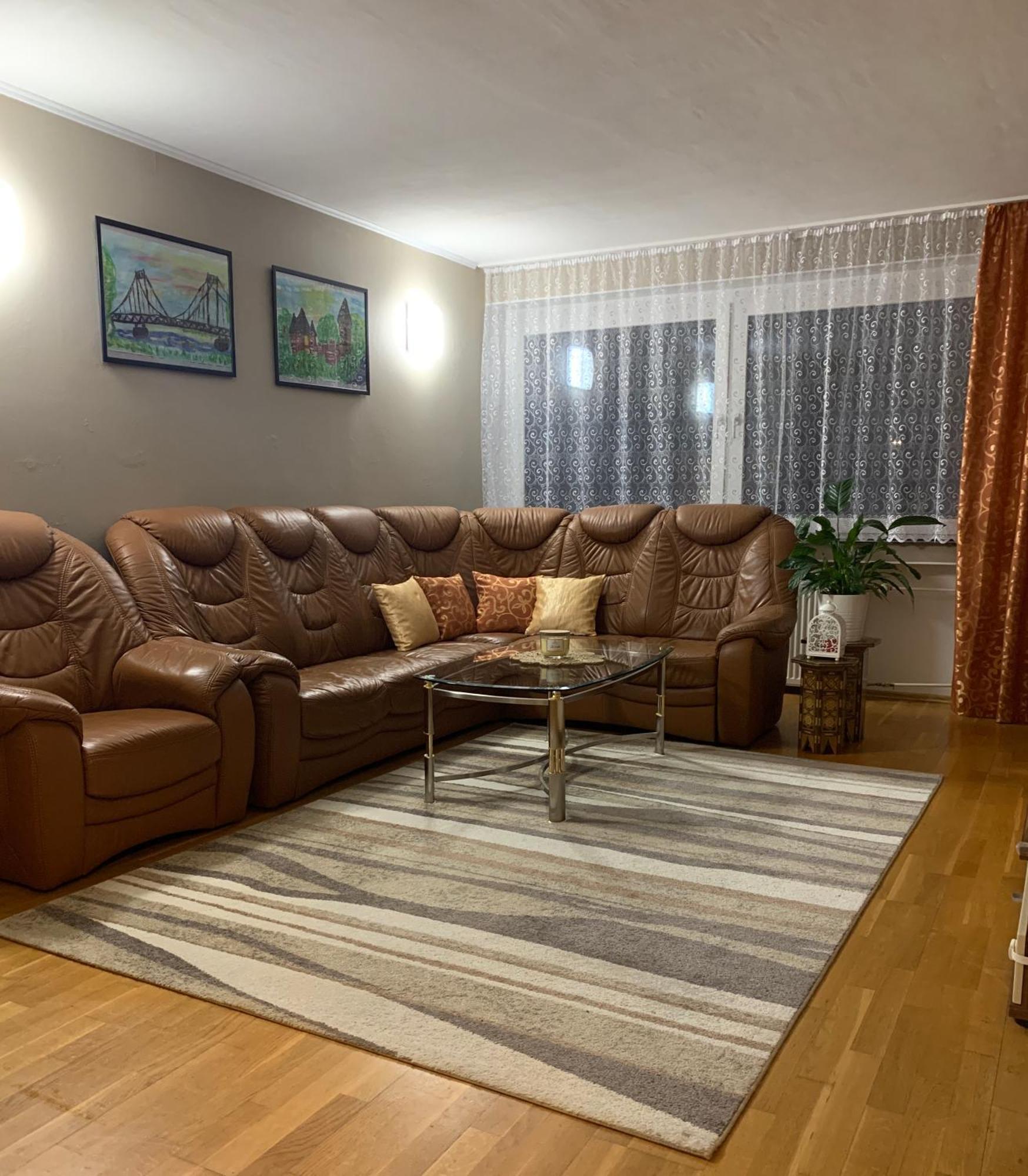 Leon'S Apartment 크레펠트 외부 사진